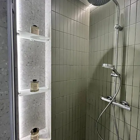 Apartament Composition No. 2 *