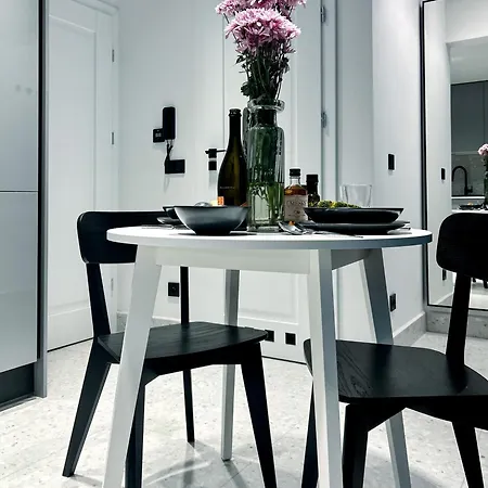 Composition No. 2 Daire Krakow